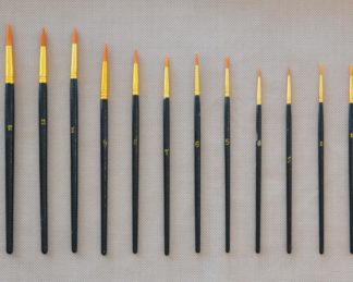 Juego de Pinceles Serie Y